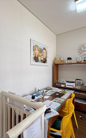 Apartamento à venda com 146m², 3 quartos e 3 vagas Apartamento à venda com 146m², 3 quartos e 3 vagasEscritório