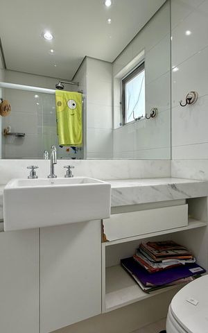 Apartamento à venda com 146m², 3 quartos e 3 vagas Apartamento à venda com 146m², 3 quartos e 3 vagasBanheiro Suíte 2