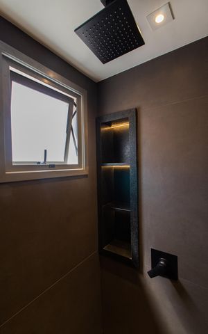 Apartamento à venda com 40m², 1 quarto e 1 vaga Apartamento à venda com 40m², 1 quarto e 1 vagaBanheiro da Suíte