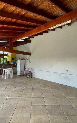 Casa à venda com 246m², 3 quartos e 3 vagas Casa à venda com 246m², 3 quartos e 3 vagasEspaço Gourmet