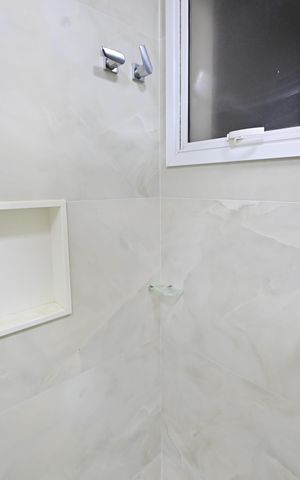 Apartamento para alugar com 215m², 4 quartos e 3 vagas Apartamento para alugar com 215m², 4 quartos e 3 vagasBanheiro da Suíte 4