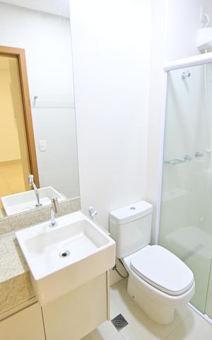 Apartamento para alugar com 215m², 4 quartos e 3 vagas Apartamento para alugar com 215m², 4 quartos e 3 vagasBanheiro da Suíte 1