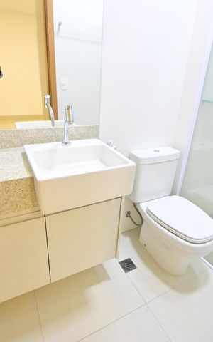 Apartamento para alugar com 215m², 4 quartos e 3 vagas Apartamento para alugar com 215m², 4 quartos e 3 vagasBanheiro da Suíte 1