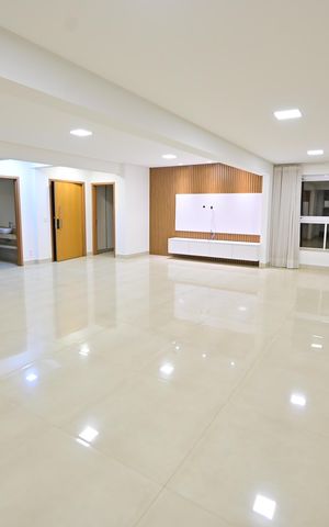 Apartamento para alugar com 215m², 4 quartos e 3 vagas Apartamento para alugar com 215m², 4 quartos e 3 vagasSala