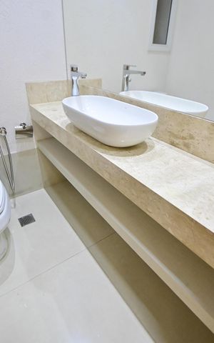 Apartamento para alugar com 215m², 4 quartos e 3 vagas Apartamento para alugar com 215m², 4 quartos e 3 vagasLavabo