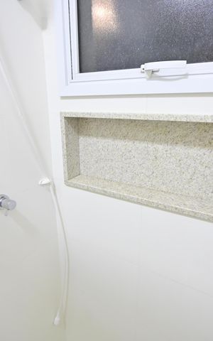 Apartamento para alugar com 215m², 4 quartos e 3 vagas Apartamento para alugar com 215m², 4 quartos e 3 vagasBanheiro da Suíte 1