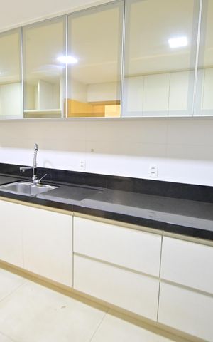Apartamento para alugar com 215m², 4 quartos e 3 vagas Apartamento para alugar com 215m², 4 quartos e 3 vagasCozinha