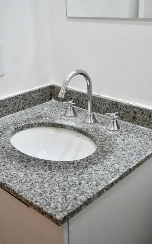 Apartamento à venda com 26m², 1 quarto e sem vaga Apartamento à venda com 26m², 1 quarto e sem vagaBanheiro Social