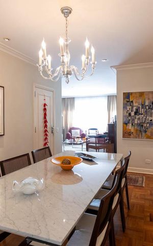 Apartamento à venda com 156m², 3 quartos e 1 vaga Apartamento à venda com 156m², 3 quartos e 1 vagaSala de Jantar