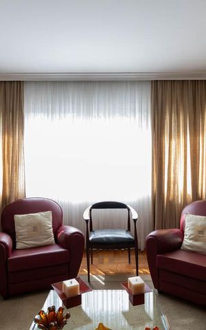 Apartamento à venda com 156m², 3 quartos e 1 vaga Apartamento à venda com 156m², 3 quartos e 1 vagaSala