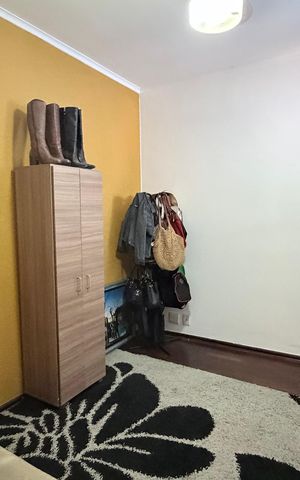 Casa à venda com 242m², 5 quartos e 4 vagas Casa à venda com 242m², 5 quartos e 4 vagasQuarto 1