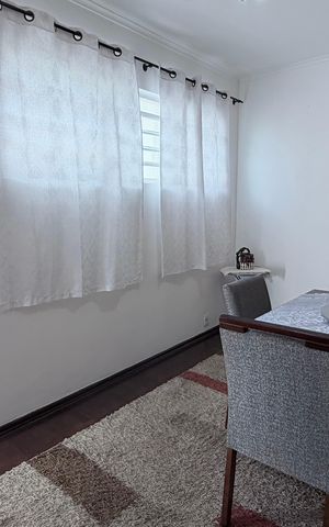 Casa à venda com 242m², 5 quartos e 4 vagas Casa à venda com 242m², 5 quartos e 4 vagasSala de Jantar