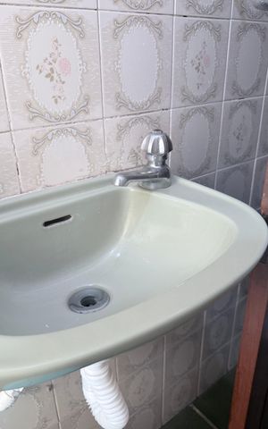 Casa à venda com 242m², 5 quartos e 4 vagas Casa à venda com 242m², 5 quartos e 4 vagasBanheiro
