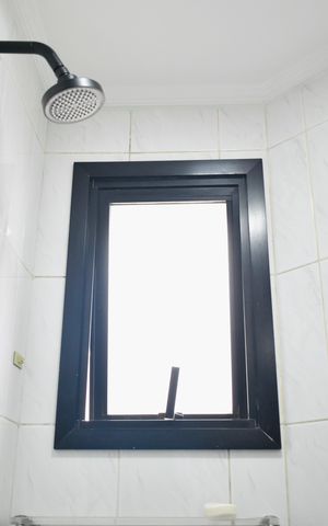 Apartamento à venda com 110m², 3 quartos e 2 vagas Apartamento à venda com 110m², 3 quartos e 2 vagasBanheiro Social