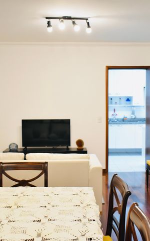 Apartamento à venda com 110m², 3 quartos e 2 vagas Apartamento à venda com 110m², 3 quartos e 2 vagasSala