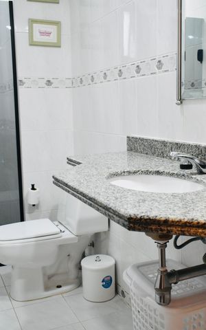 Apartamento à venda com 110m², 3 quartos e 2 vagas Apartamento à venda com 110m², 3 quartos e 2 vagasBanheiro Social