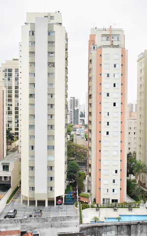 Apartamento à venda com 110m², 3 quartos e 2 vagas Apartamento à venda com 110m², 3 quartos e 2 vagasSacada