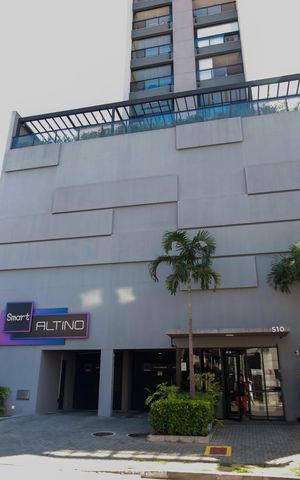 Studio à venda com 37m², 1 quarto e 1 vaga Studio à venda com 37m², 1 quarto e 1 vagaFachada
