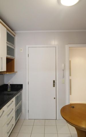 Apartamento à venda com 105m², 3 quartos e 2 vagasCozinha