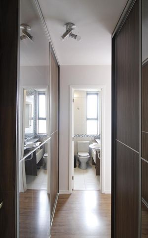 Apartamento à venda com 105m², 3 quartos e 2 vagasCloset da suíte 1
