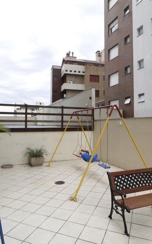 Apartamento à venda com 105m², 3 quartos e 2 vagasÁrea comum - Playground