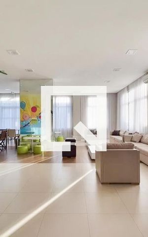 Apartamento à venda com 140m², 3 quartos e 2 vagas Apartamento à venda com 140m², 3 quartos e 2 vagasSalão de festas