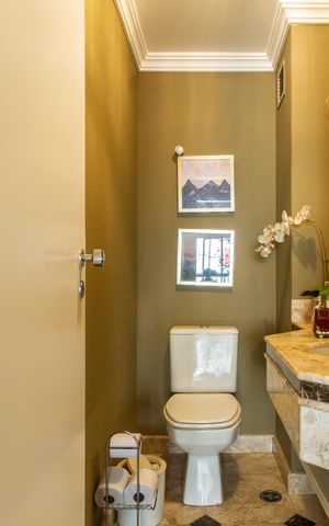 Apartamento à venda com 169m², 4 quartos e 2 vagas Apartamento à venda com 169m², 4 quartos e 2 vagasLavabo