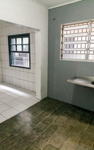 Casa para alugar com 120m², 2 quartos e 2 vagas Casa para alugar com 120m², 2 quartos e 2 vagasCozinha