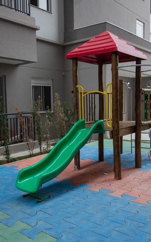 Apartamento para alugar com 33m², 2 quartos e sem vaga Apartamento para alugar com 33m², 2 quartos e sem vagaÁrea comum - Playground