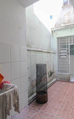 Casa à venda com 300m², 6 quartos e 2 vagasÁrea de Serviço 2
