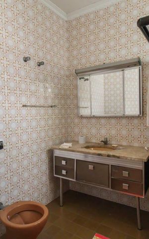 Casa à venda com 300m², 6 quartos e 2 vagasBanheiro 1