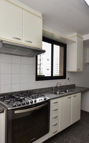 Apartamento à venda com 170m², 3 quartos e 3 vagasCozinha