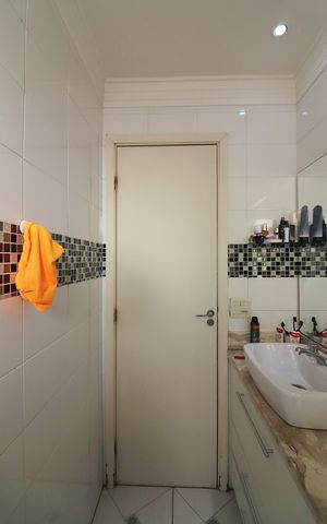 Apartamento à venda com 90m², 2 quartos e 2 vagasBanheiro da Suíte