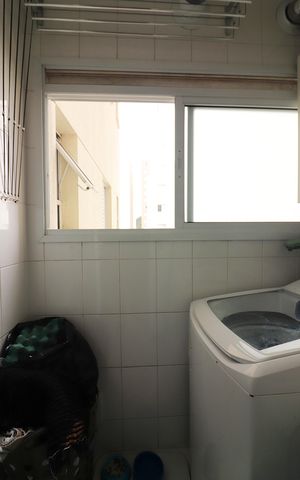 Apartamento à venda com 90m², 2 quartos e 2 vagasÁrea de Serviço