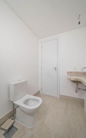 Apartamento à venda com 91m², 2 quartos e 2 vagasBanheiro da Suíte 1
