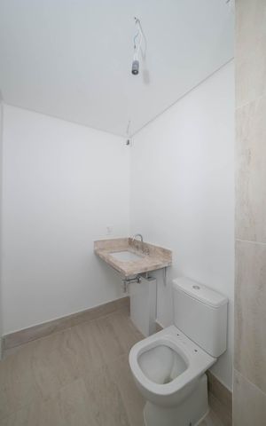 Apartamento à venda com 91m², 2 quartos e 2 vagasBanheiro da Suíte 2