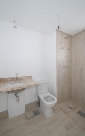 Apartamento à venda com 91m², 2 quartos e 2 vagasBanheiro da Suíte 2