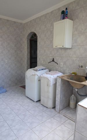 Casa à venda com 273m², 4 quartos e 4 vagasÁrea de Serviço