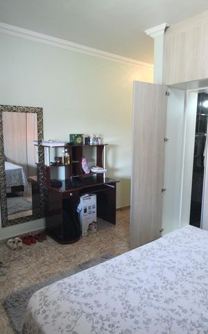 Casa à venda com 273m², 4 quartos e 4 vagasSuíte