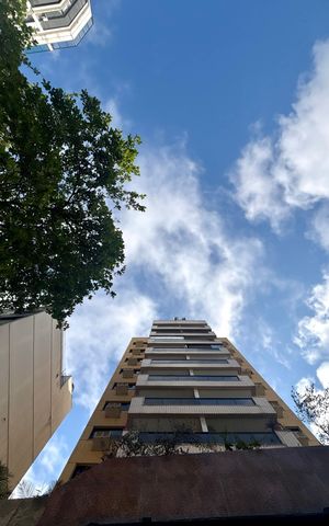 Apartamento para alugar com 38m², 1 quarto e 1 vaga Apartamento para alugar com 38m², 1 quarto e 1 vagaFachada