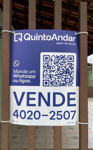 Casa à venda com 175m², 3 quartos e 3 vagas Casa à venda com 175m², 3 quartos e 3 vagasPlaca