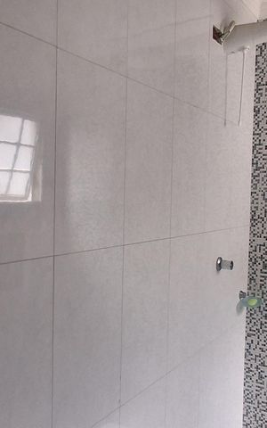 Casa à venda com 300m², 3 quartos e 3 vagas Casa à venda com 300m², 3 quartos e 3 vagasBanheiro Suíte