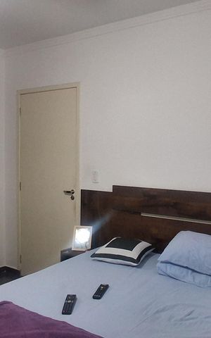 Casa à venda com 300m², 3 quartos e 3 vagas Casa à venda com 300m², 3 quartos e 3 vagasSuíte