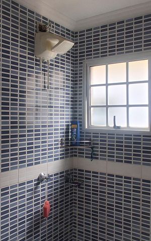 Casa à venda com 300m², 3 quartos e 3 vagas Casa à venda com 300m², 3 quartos e 3 vagasBanheiro Social
