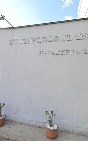 Apartamento à venda com 91m², 3 quartos e 1 vaga Apartamento à venda com 91m², 3 quartos e 1 vagaFachada