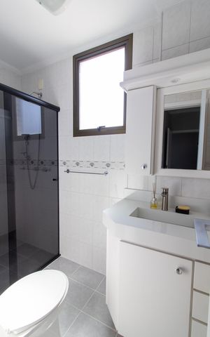 Apartamento para alugar com 58m², 2 quartos e 1 vaga Apartamento para alugar com 58m², 2 quartos e 1 vagaBanheiro