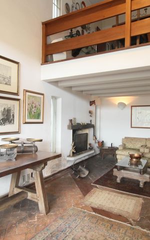 Casa de condomínio à venda com 301m², 3 quartos e 3 vagas