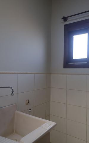 Casa à venda com 260m², 4 quartos e 5 vagasÁrea de Serviço 2