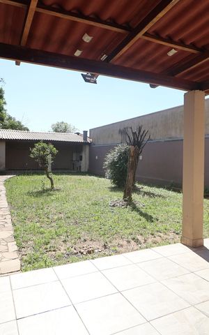 Casa à venda com 260m², 4 quartos e 5 vagasQuintal