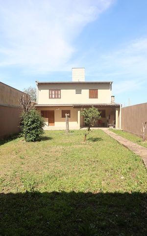 Casa à venda com 260m², 4 quartos e 5 vagasQuintal